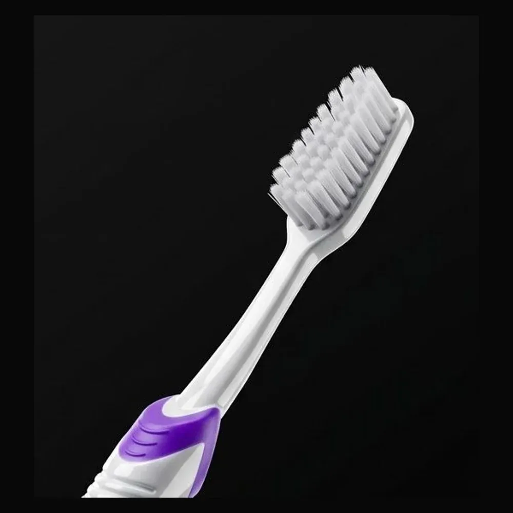 Das Experten AKTIV ultra-soft orthodontic toothbrush for bleeding gums