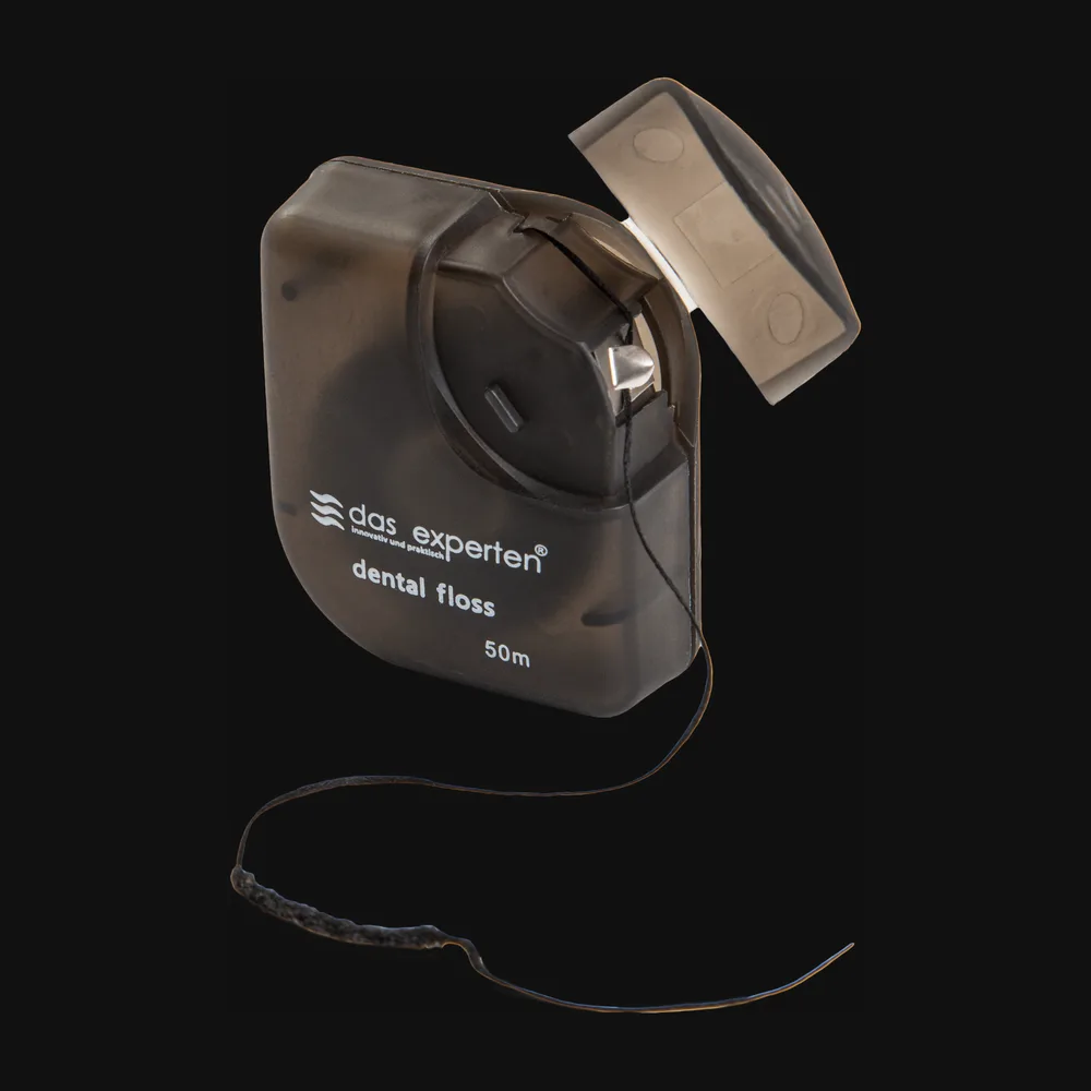 Das Experten SCHWARZ charcoal dental floss with bamboo fibre